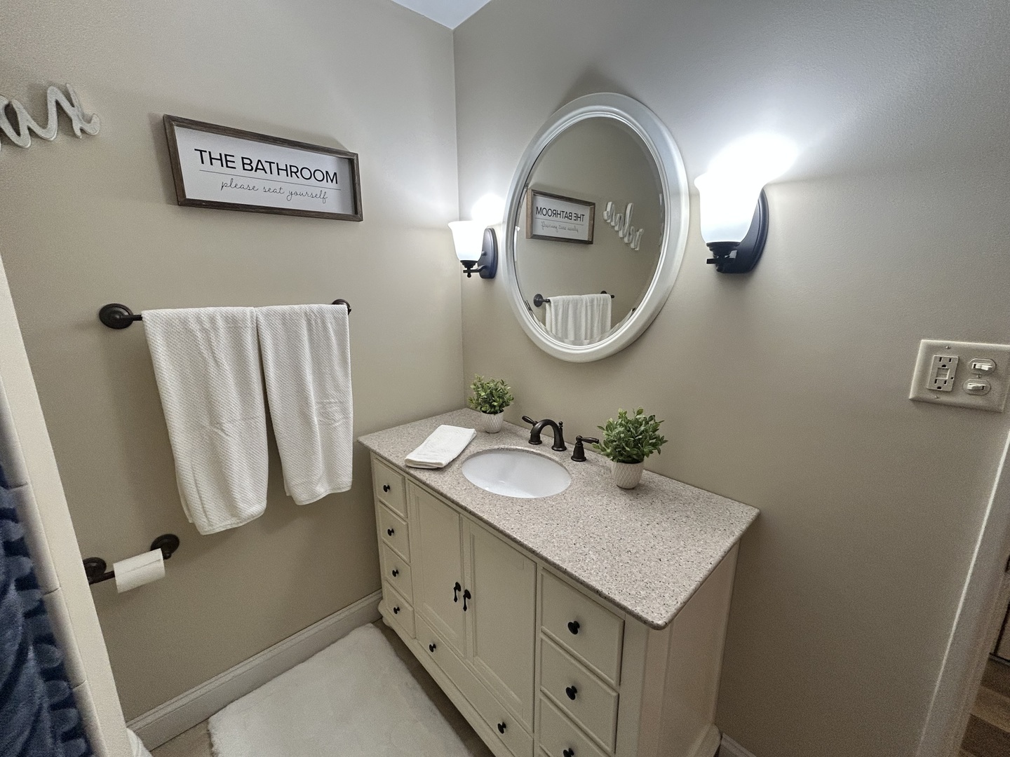 4250 Saratoga Avenue Unit: L302