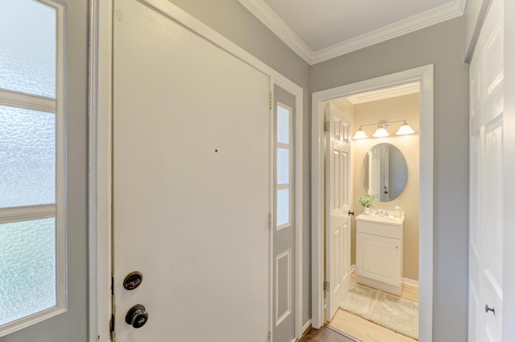 1631 Southampton Court