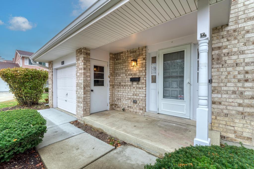 1631 Southampton Court