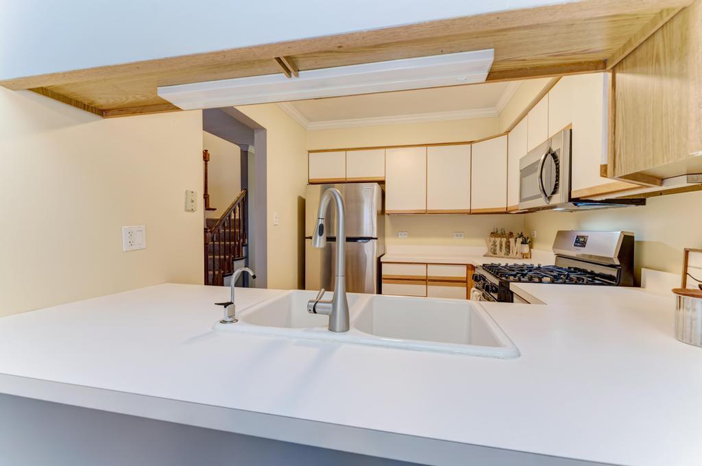 1631 Southampton Court