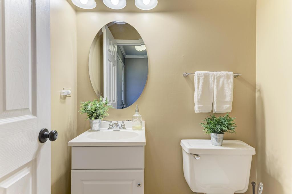 1631 Southampton Court