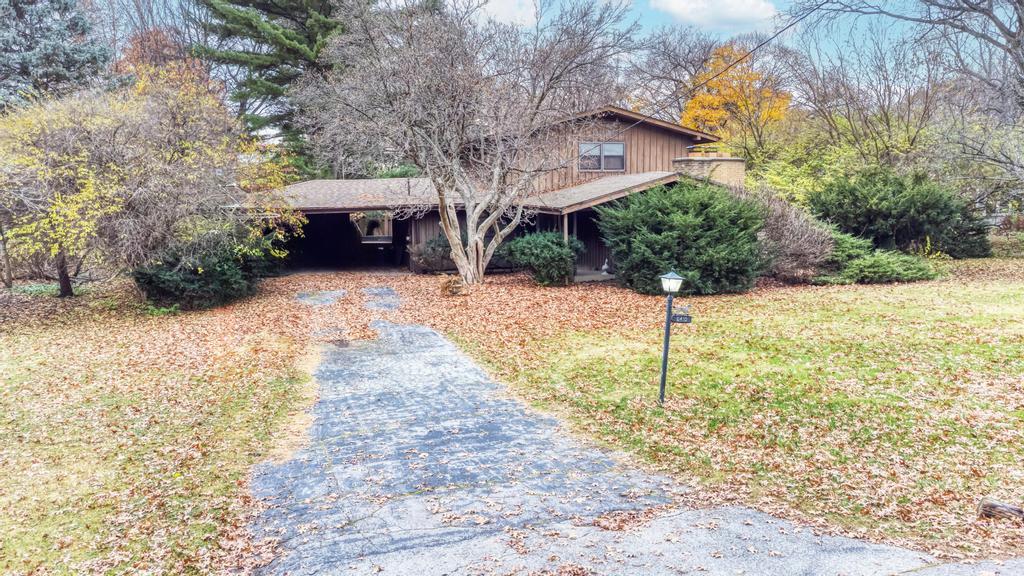 6410 Blackhawk Trail