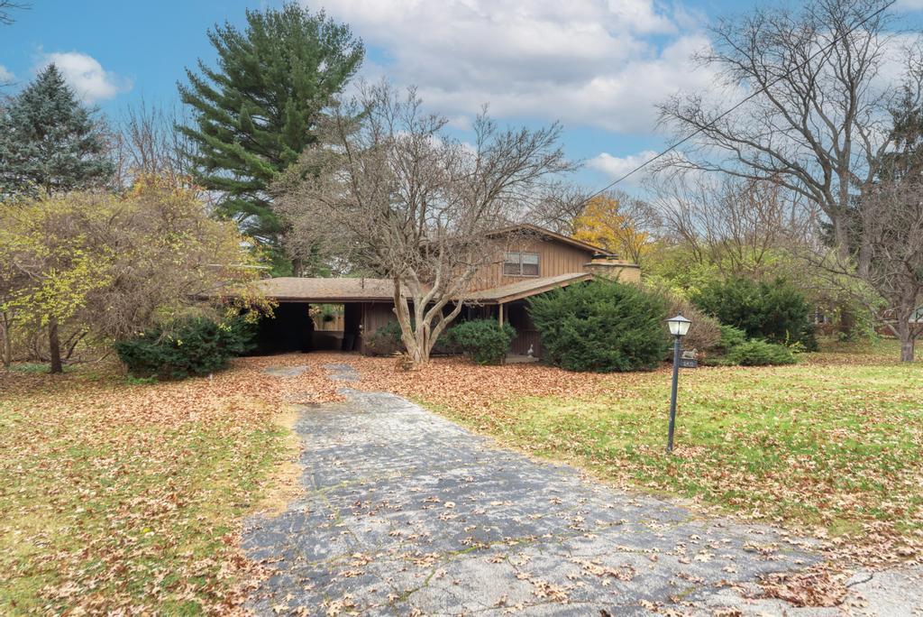 6410 Blackhawk Trail