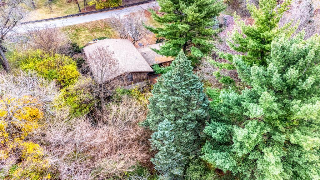 6410 Blackhawk Trail