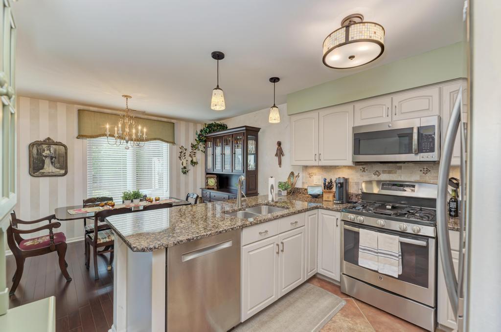312 Cromwell Court