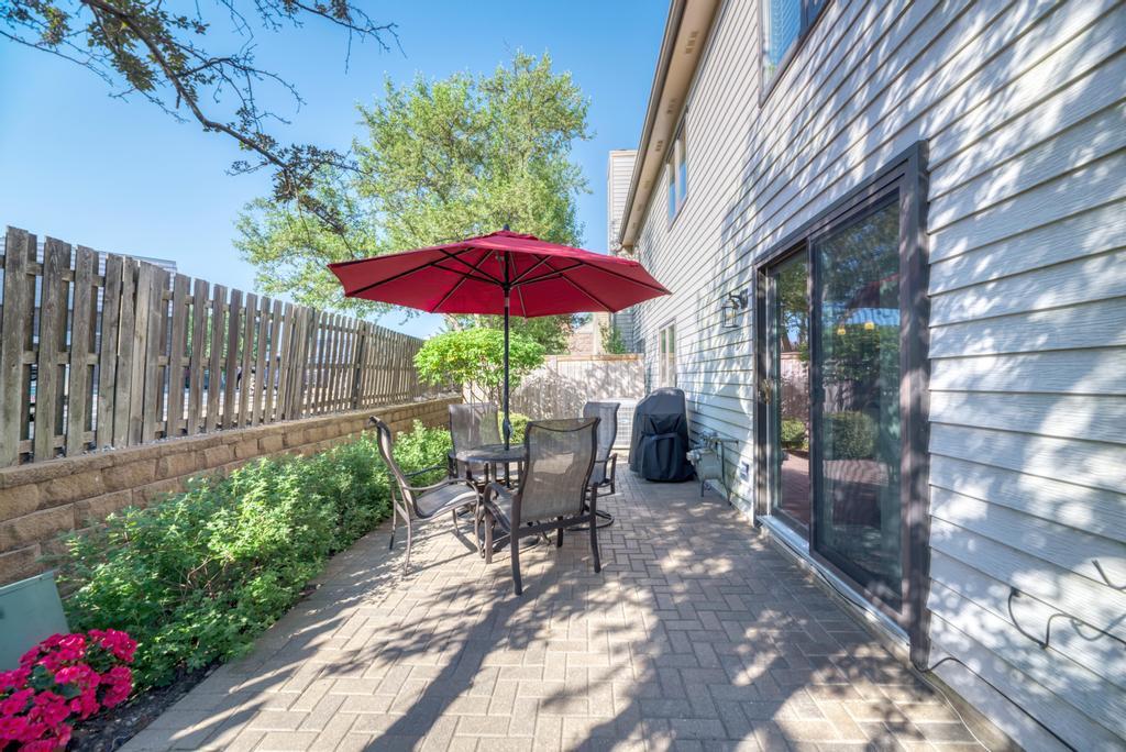 312 Cromwell Court