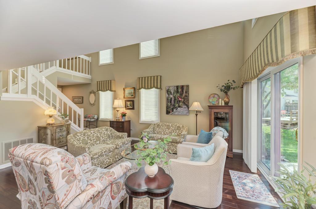 312 Cromwell Court
