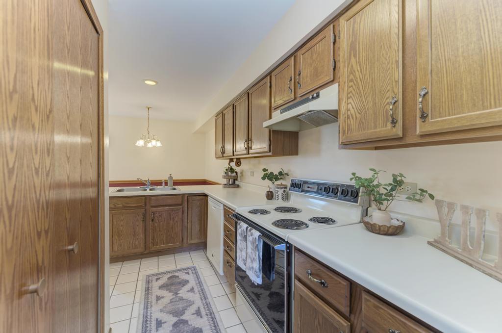 8593 Sandalwood Drive
