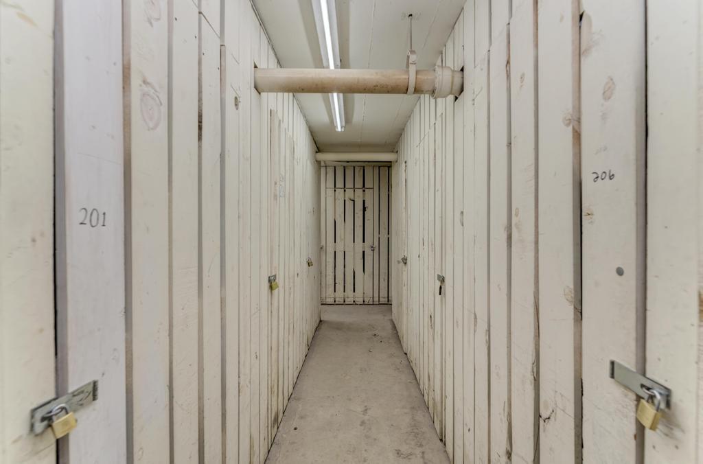 4000 Dundee Road Unit: 107