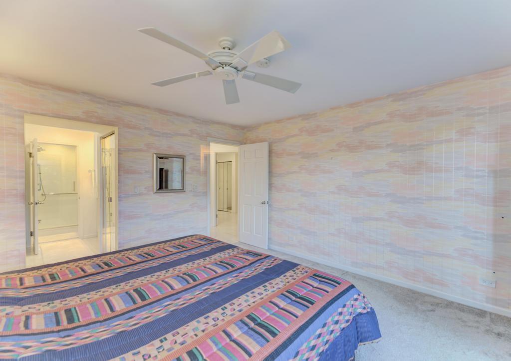 4000 Dundee Road Unit: 107