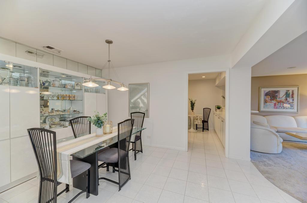 4000 Dundee Road Unit: 107
