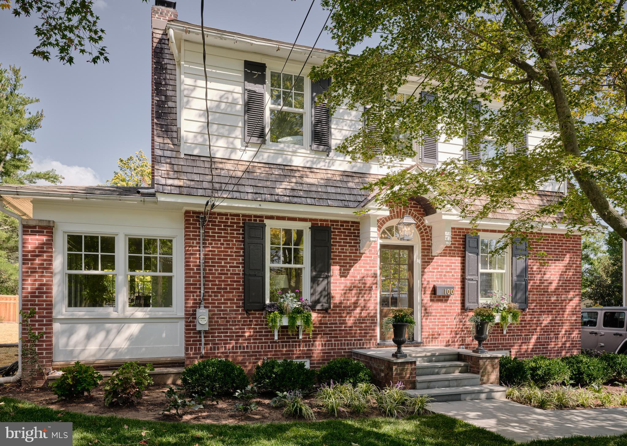 100 W BRIDGE STREET