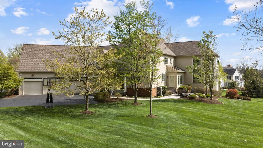 203 WECKS POND