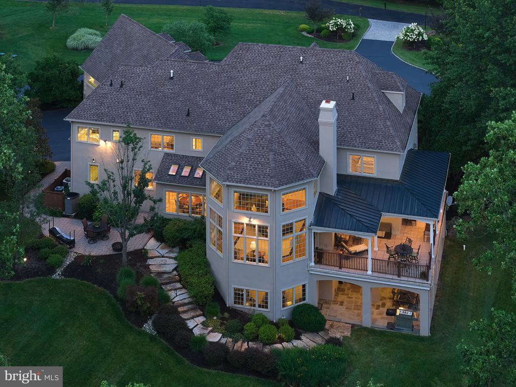 203 WECKS POND
