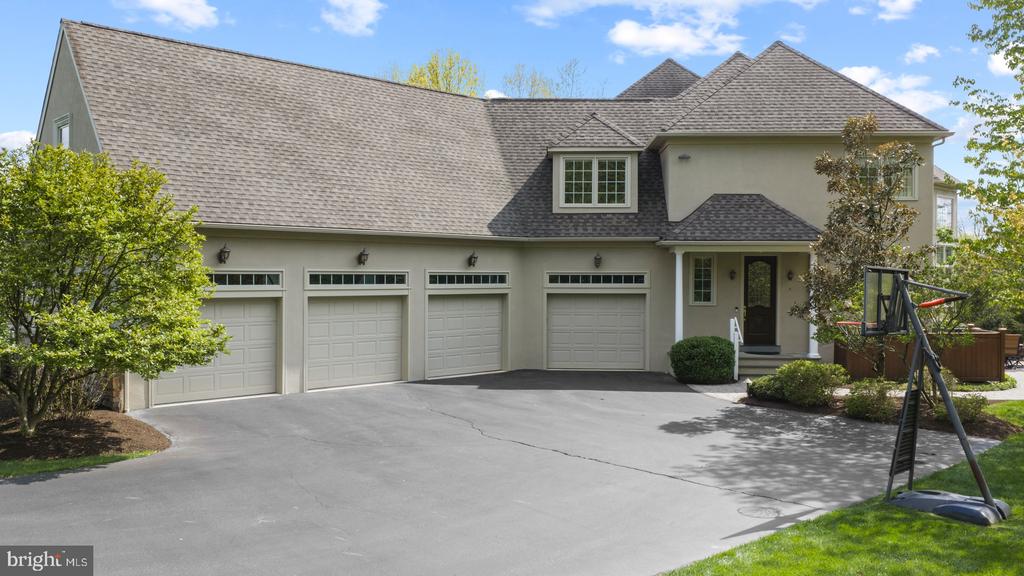 203 WECKS POND