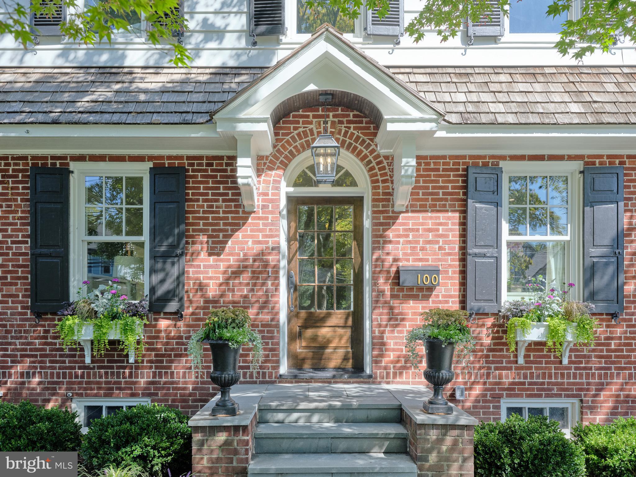 100 W BRIDGE STREET