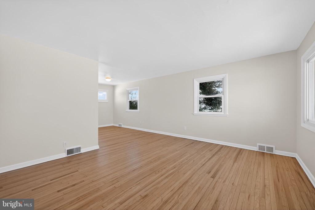 205 WILLARD ROAD