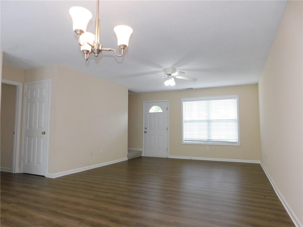 385 Mountain View Trail