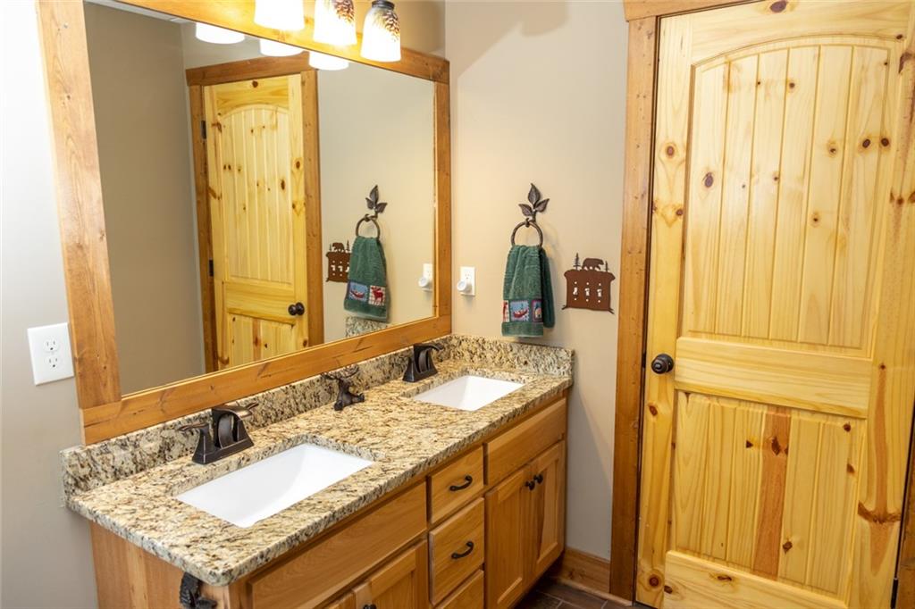 89 Old Steele Hollow