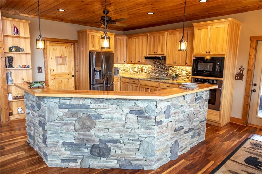 89 Old Steele Hollow