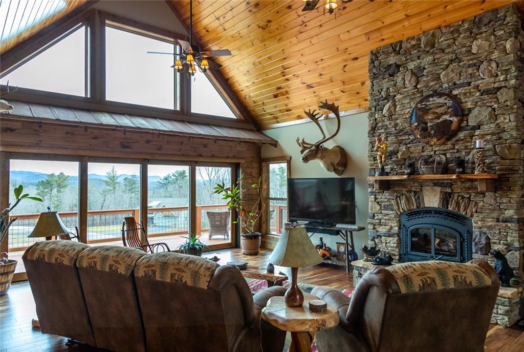 89 Old Steele Hollow