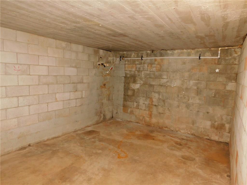 52 Cane Creek Valley Road