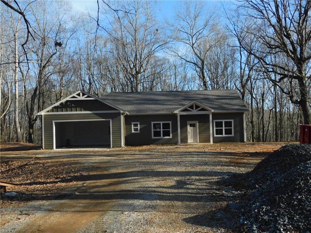 700 Leonard Pruitt Road