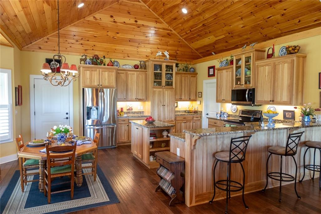 183 Old Steele Hollow