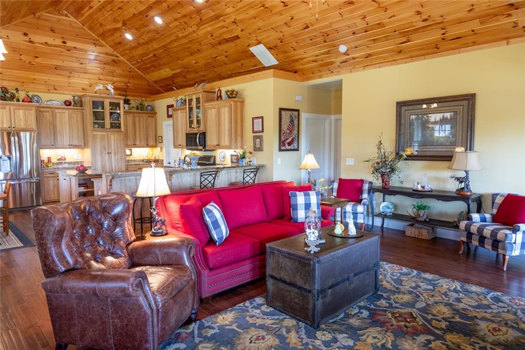 183 Old Steele Hollow