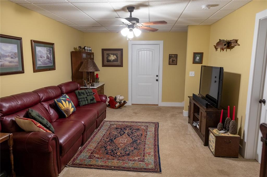 183 Old Steele Hollow