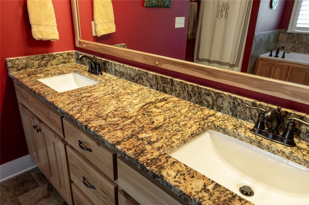 183 Old Steele Hollow