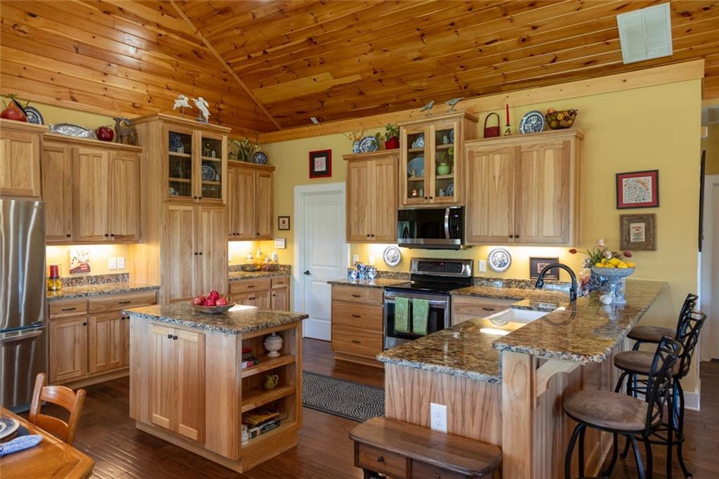 183 Old Steele Hollow