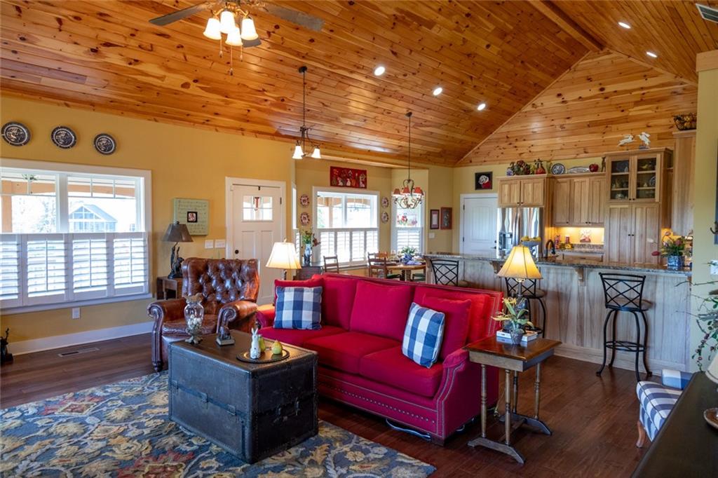 183 Old Steele Hollow