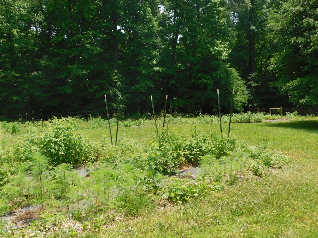 19 Pierces Pond Road