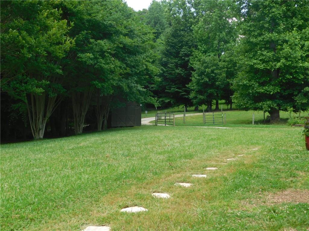 19 Pierces Pond Road