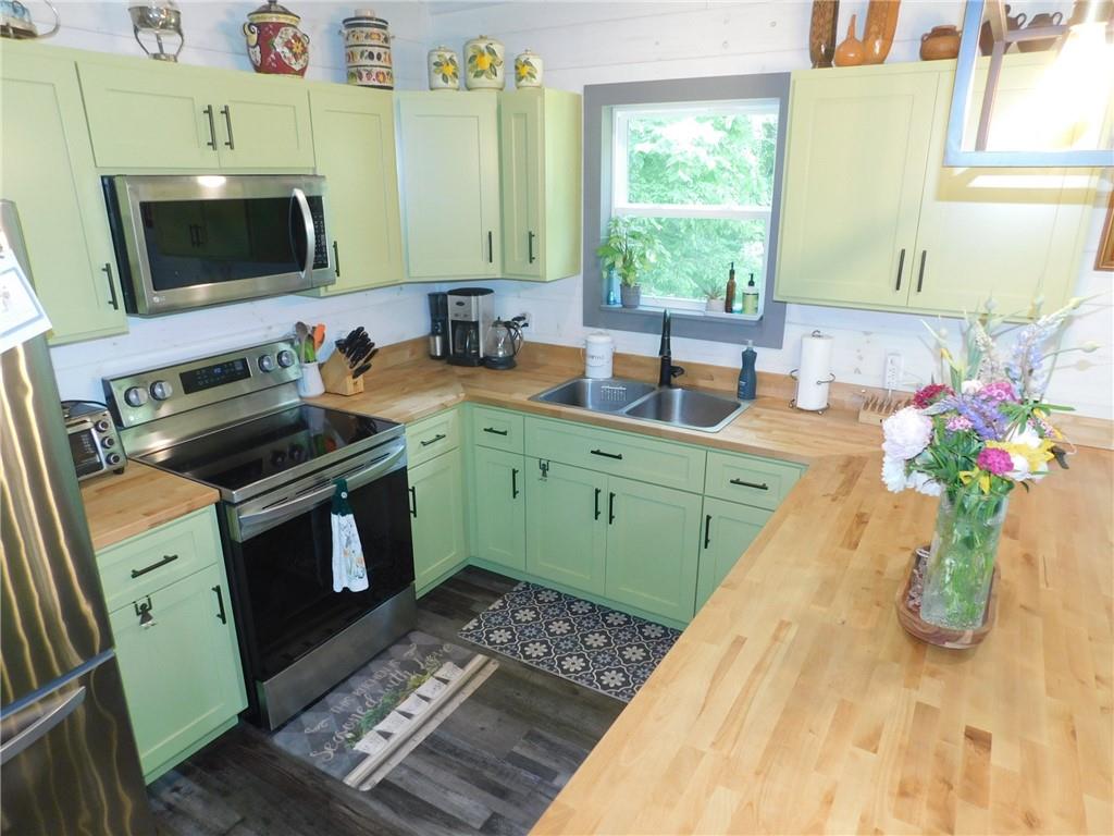 19 Pierces Pond Road