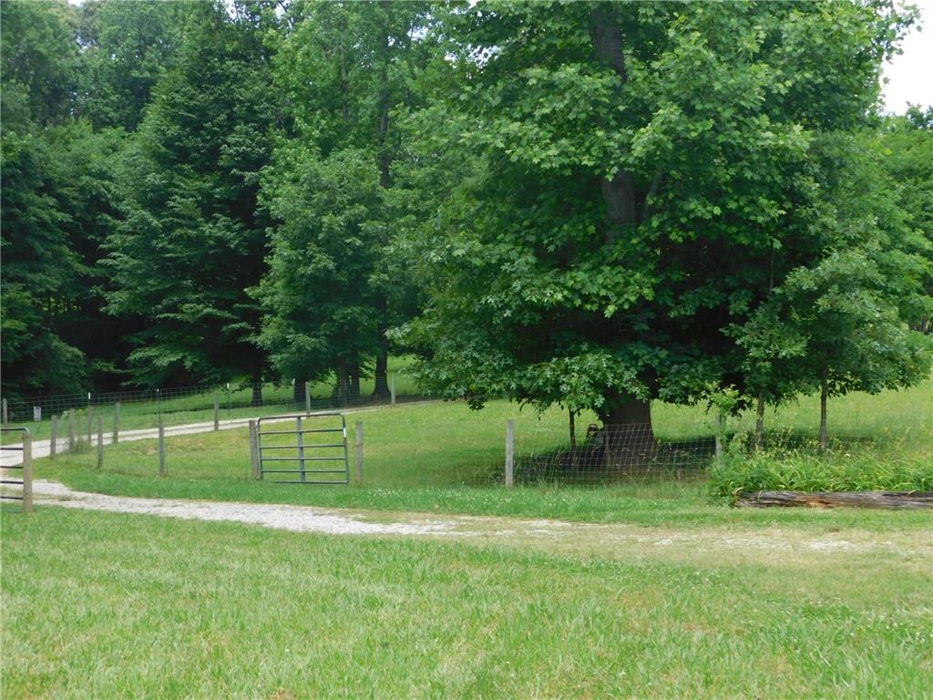 19 Pierces Pond Road