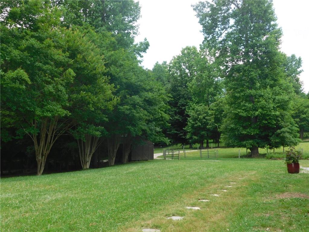 19 Pierces Pond Road