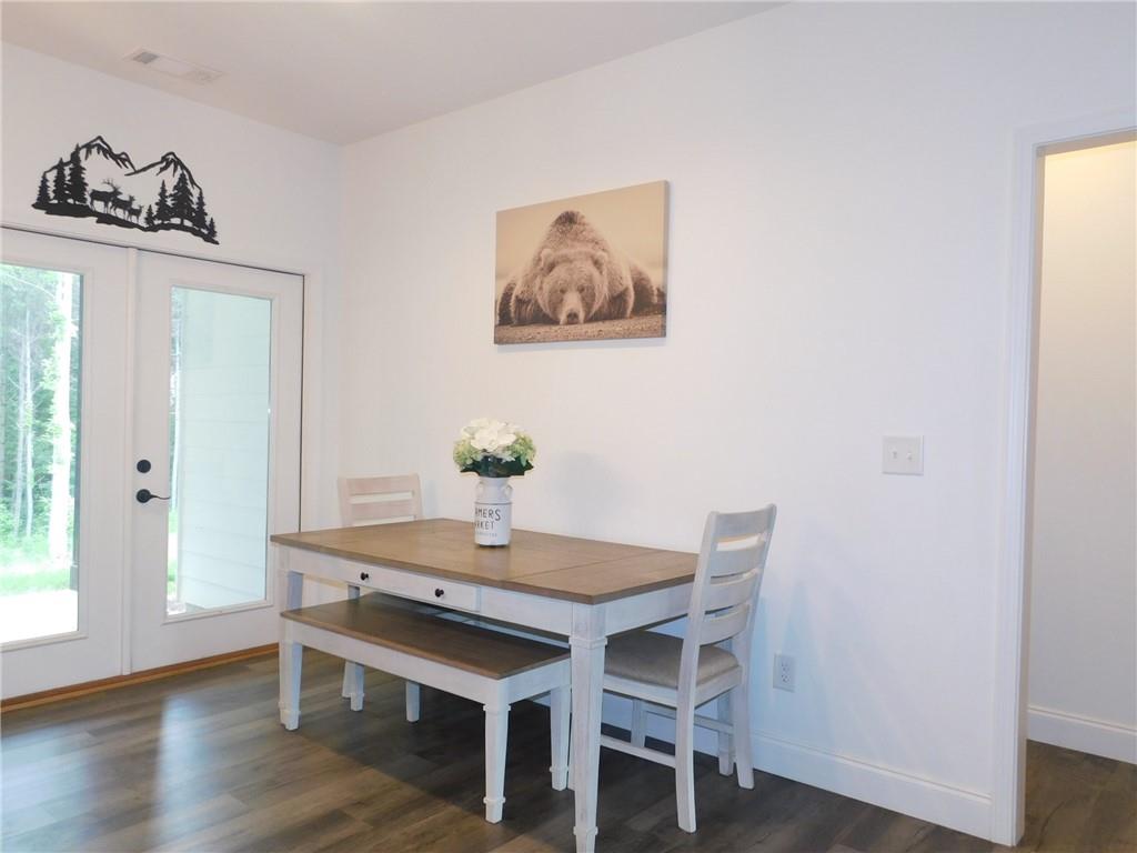 1401 Larmon Forks Road