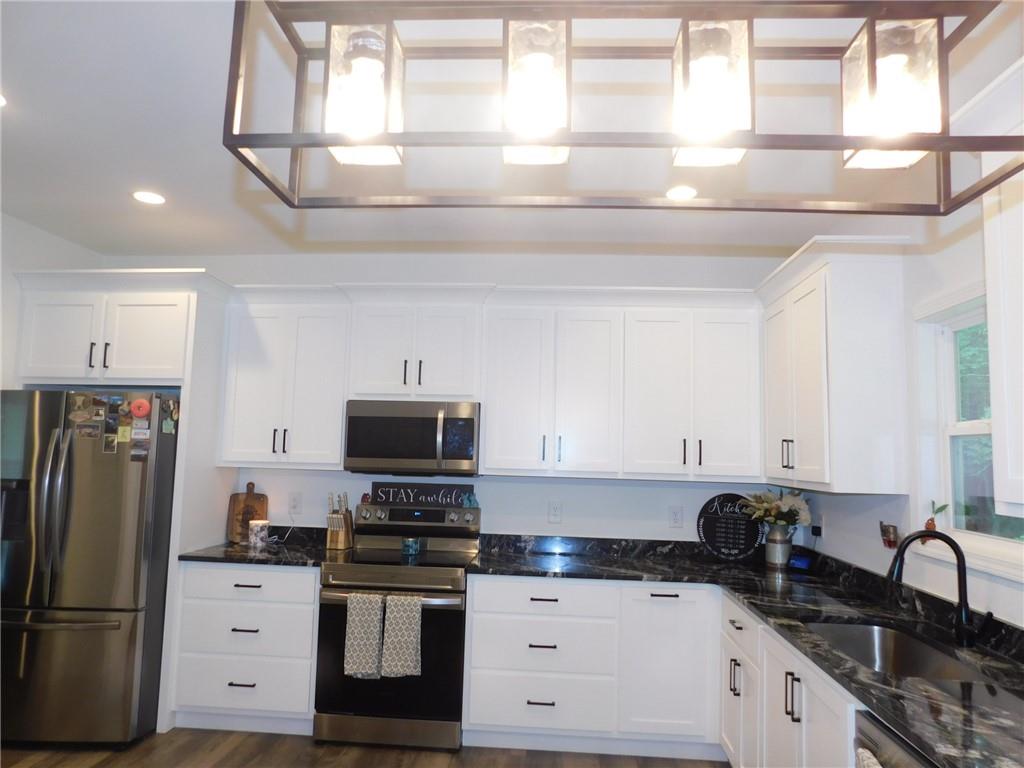 1401 Larmon Forks Road