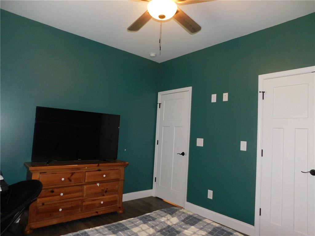 1401 Larmon Forks Road