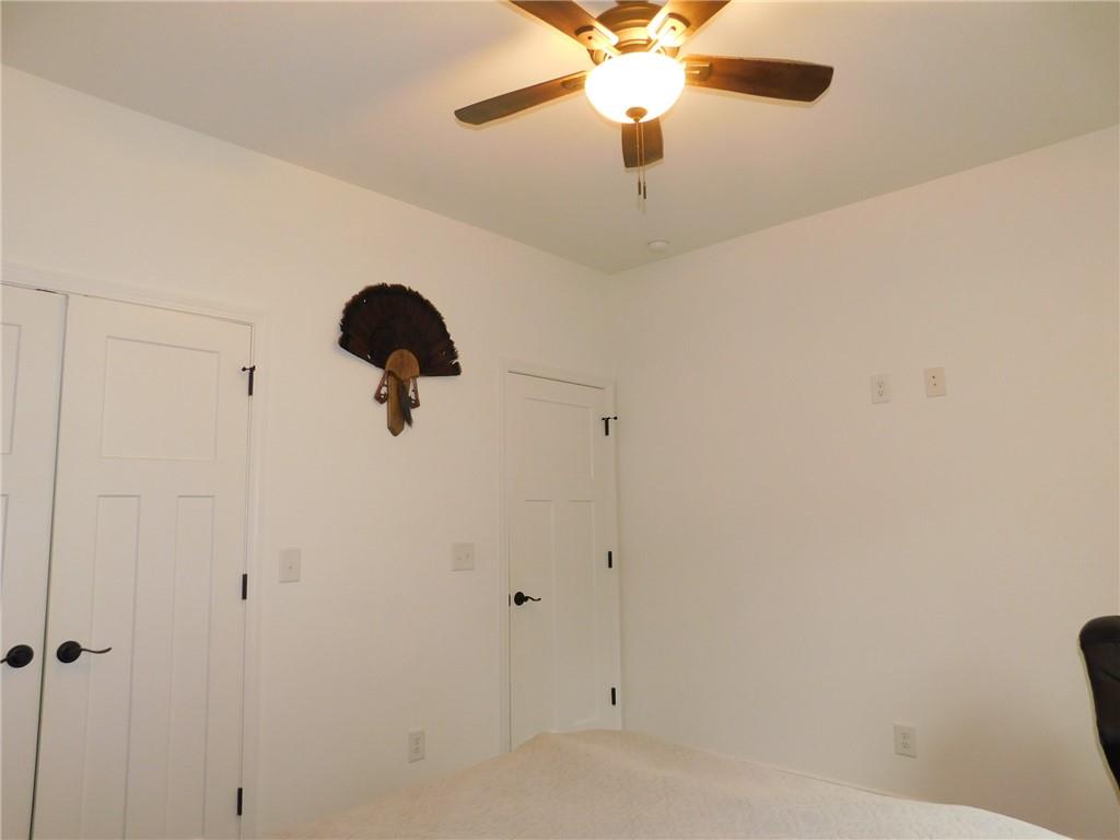 1401 Larmon Forks Road