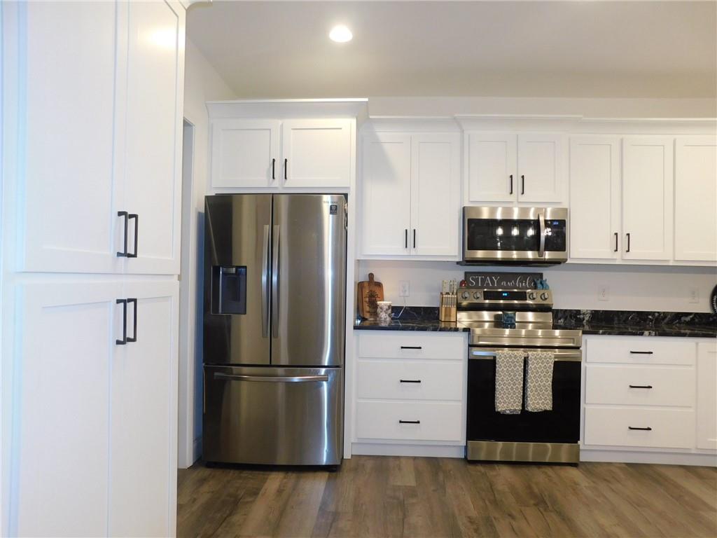 1401 Larmon Forks Road