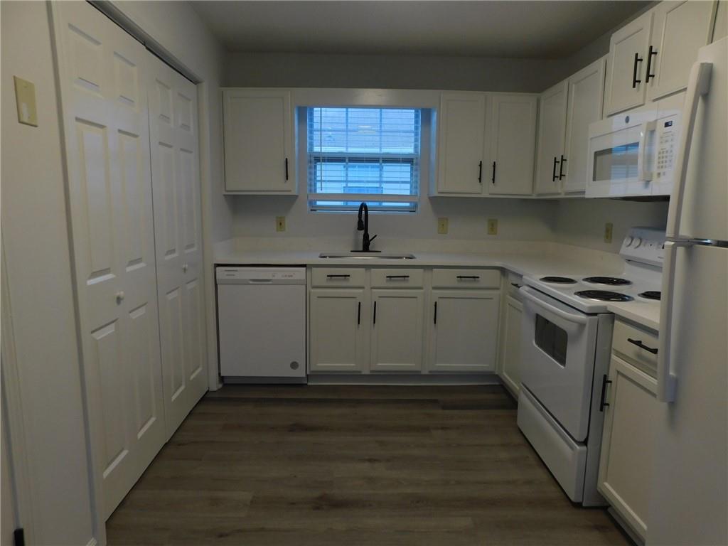 31 P Rock Garden Place