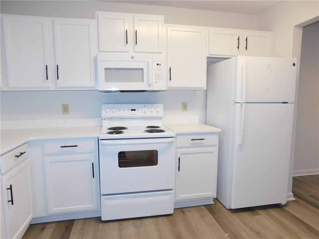 37 B Rock Garden Place