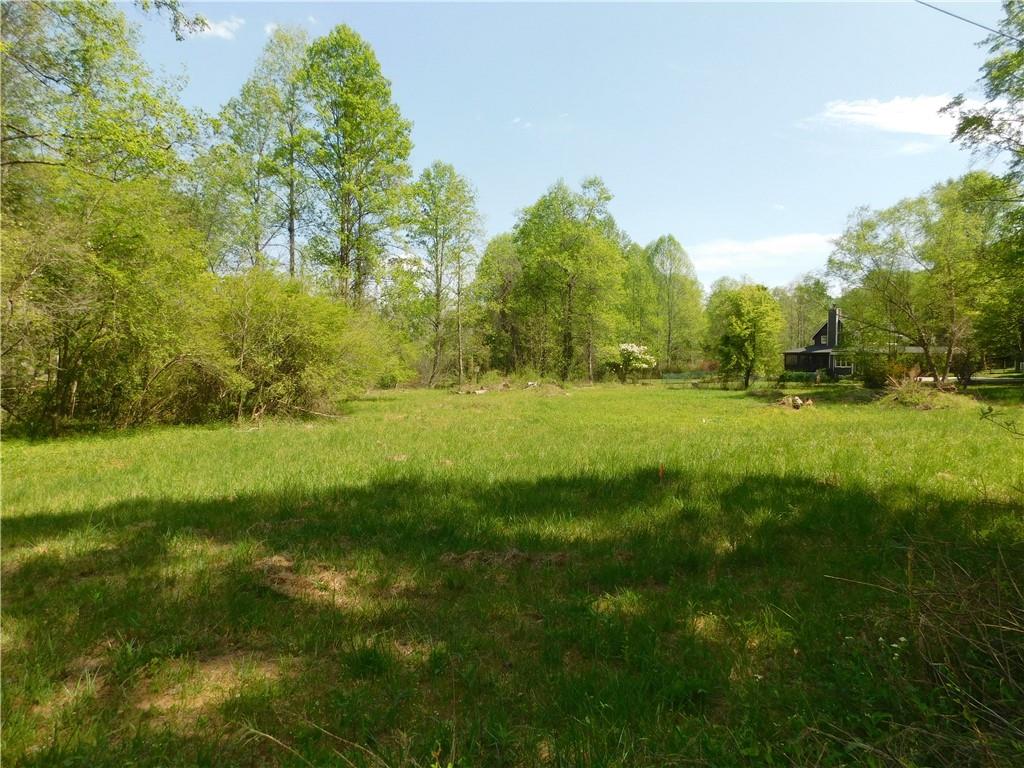 Lot 11 Tobacco Pouch Lane