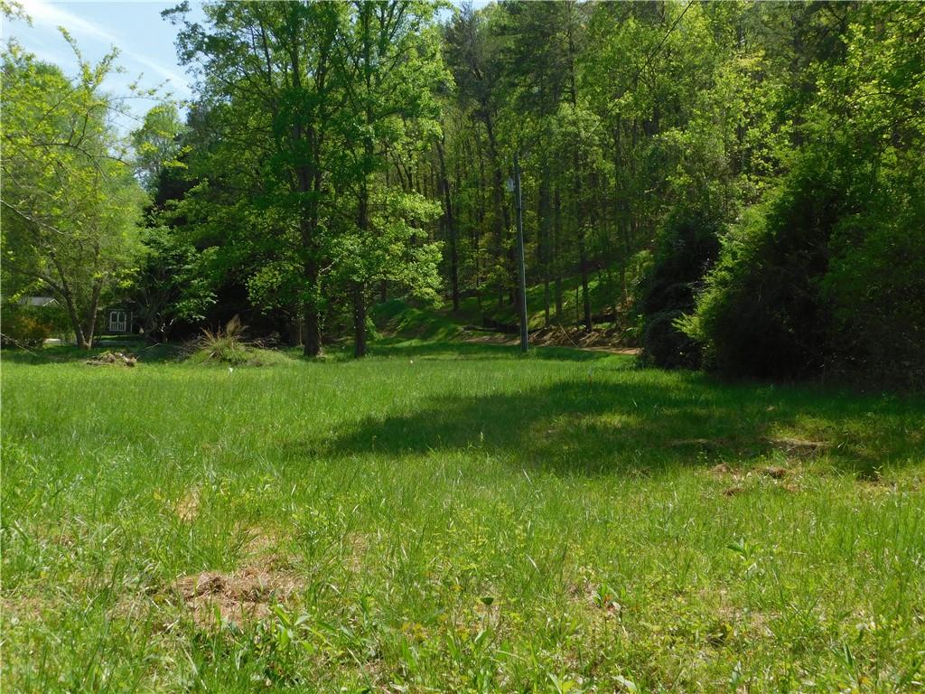 Lot 11 Tobacco Pouch Lane