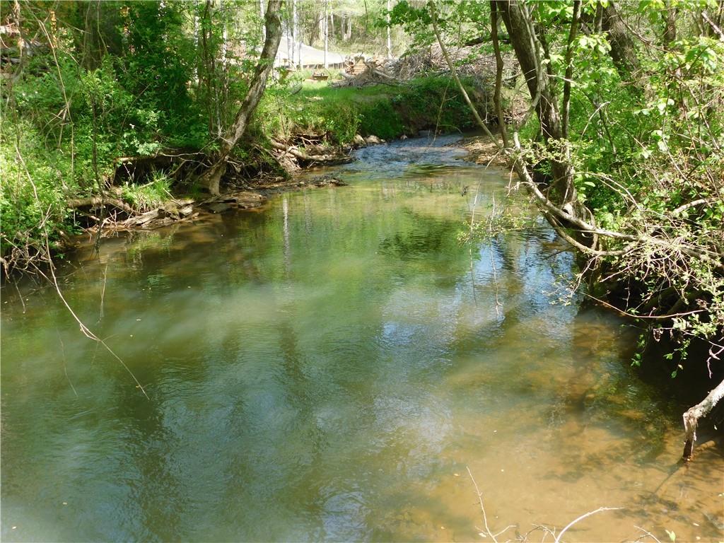 Lot 11 Tobacco Pouch Lane