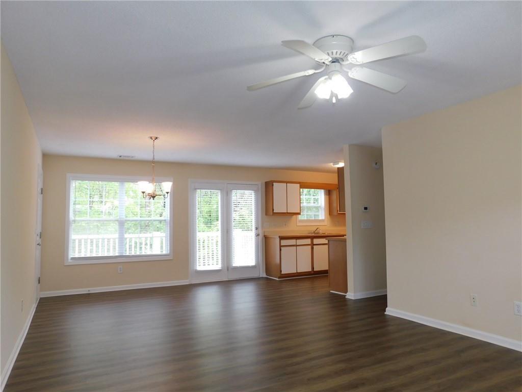385 Mountain View Trail