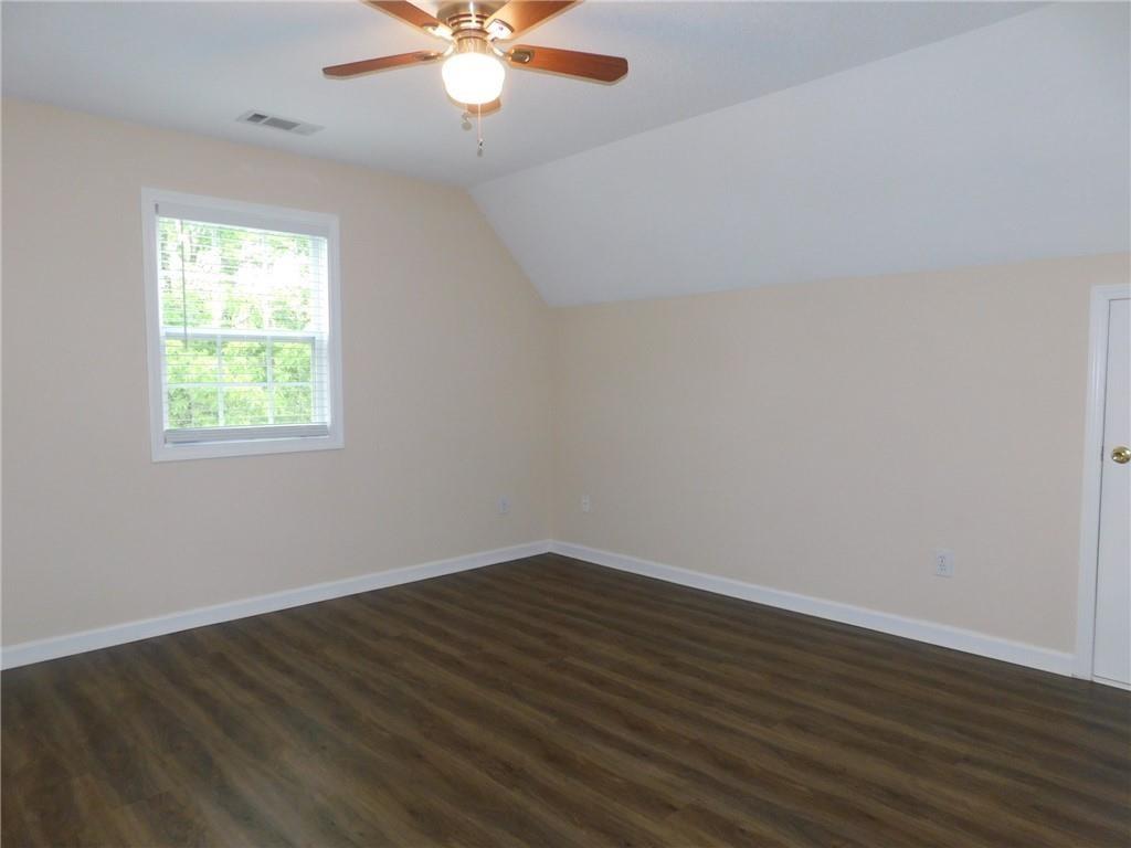 385 Mountain View Trail